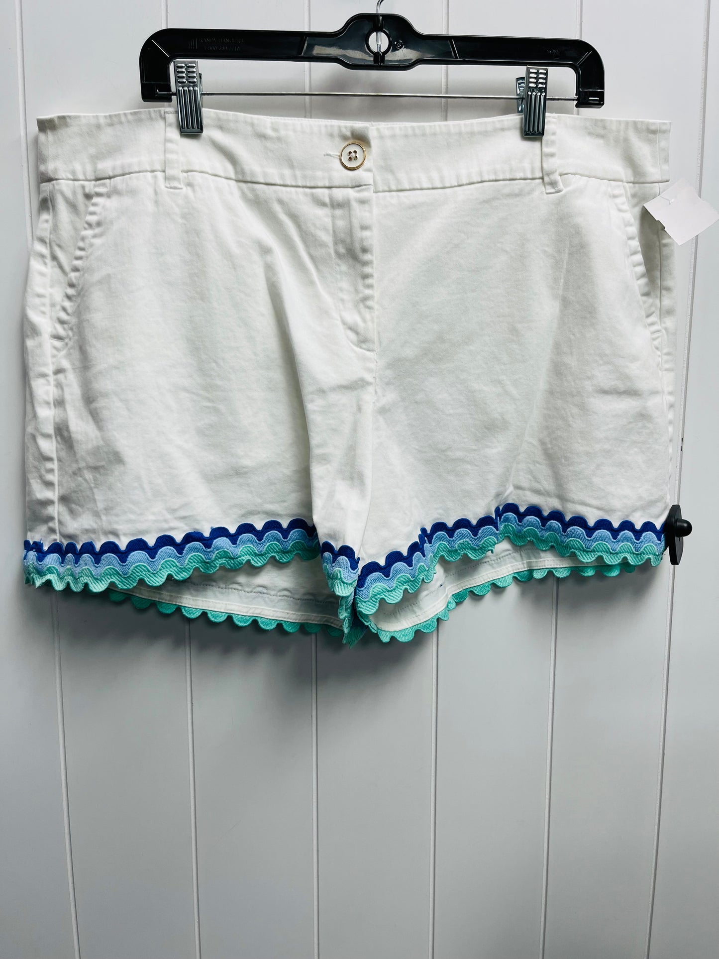 Shorts By Crown And Ivy Size: 16