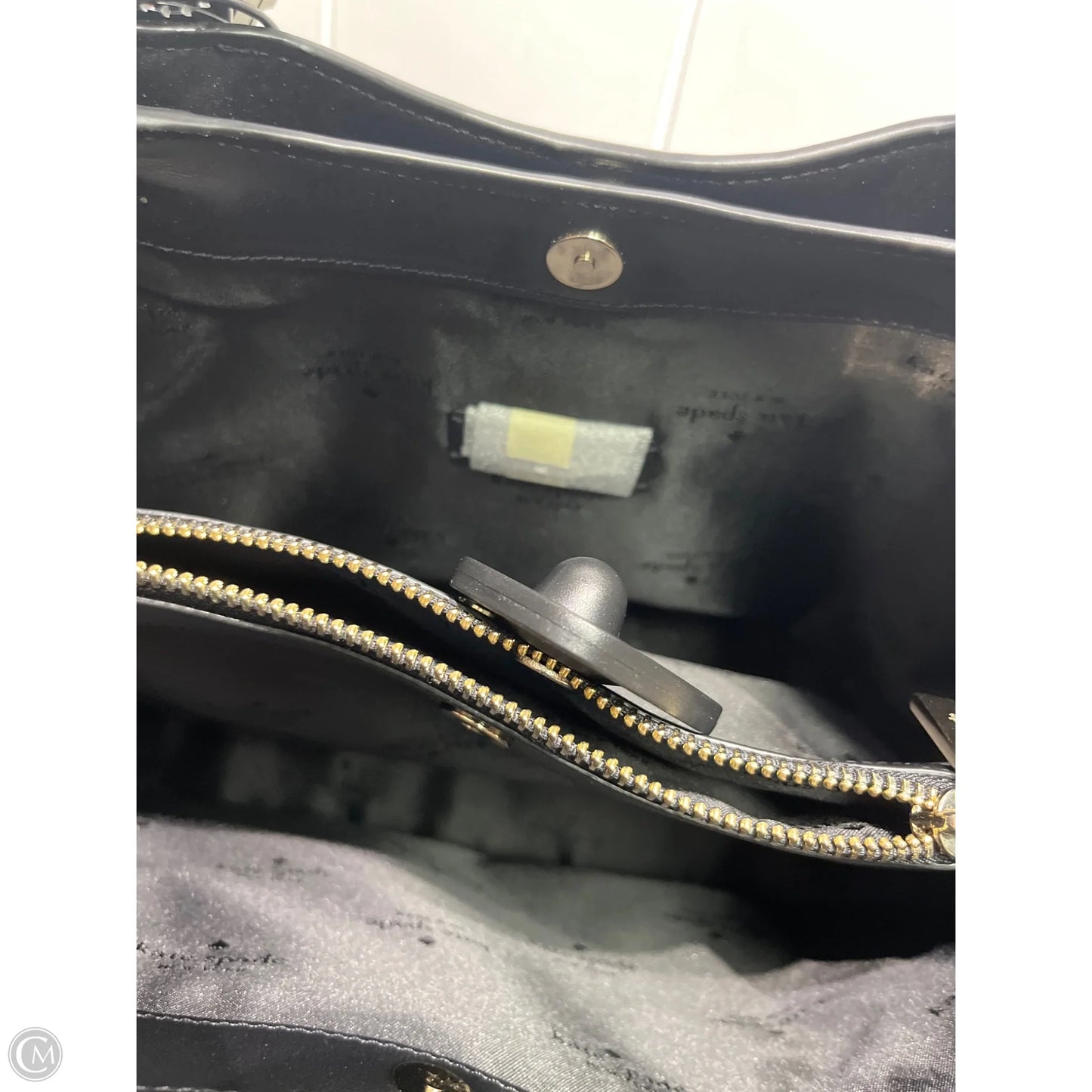 Crossbody Designer By Kate Spade, Size: Medium