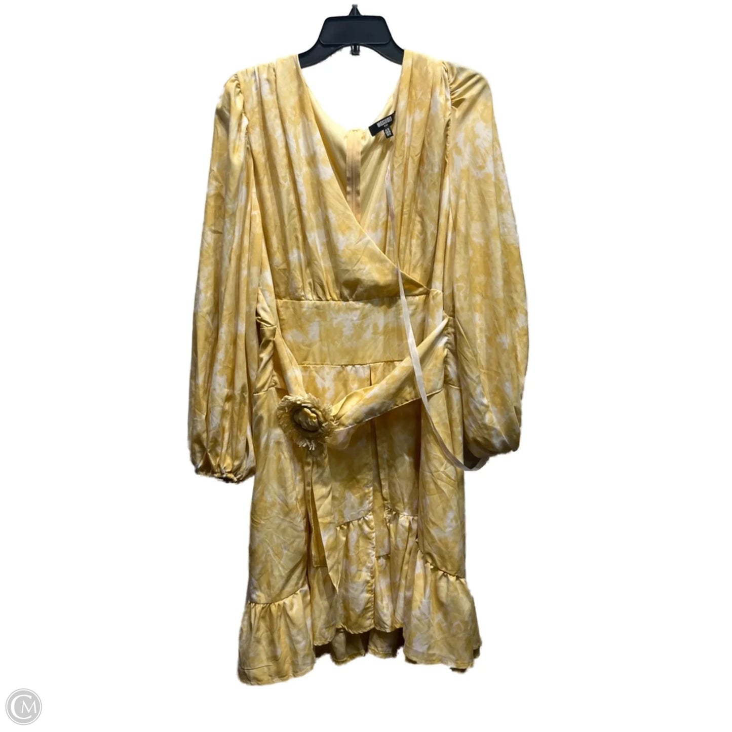 Dress Party Short By MISSGUIDED In Yellow, Size: 22