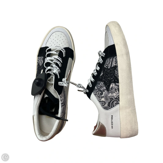 Shoes Sneakers By Vintage Havana In Black & White, Size: 9