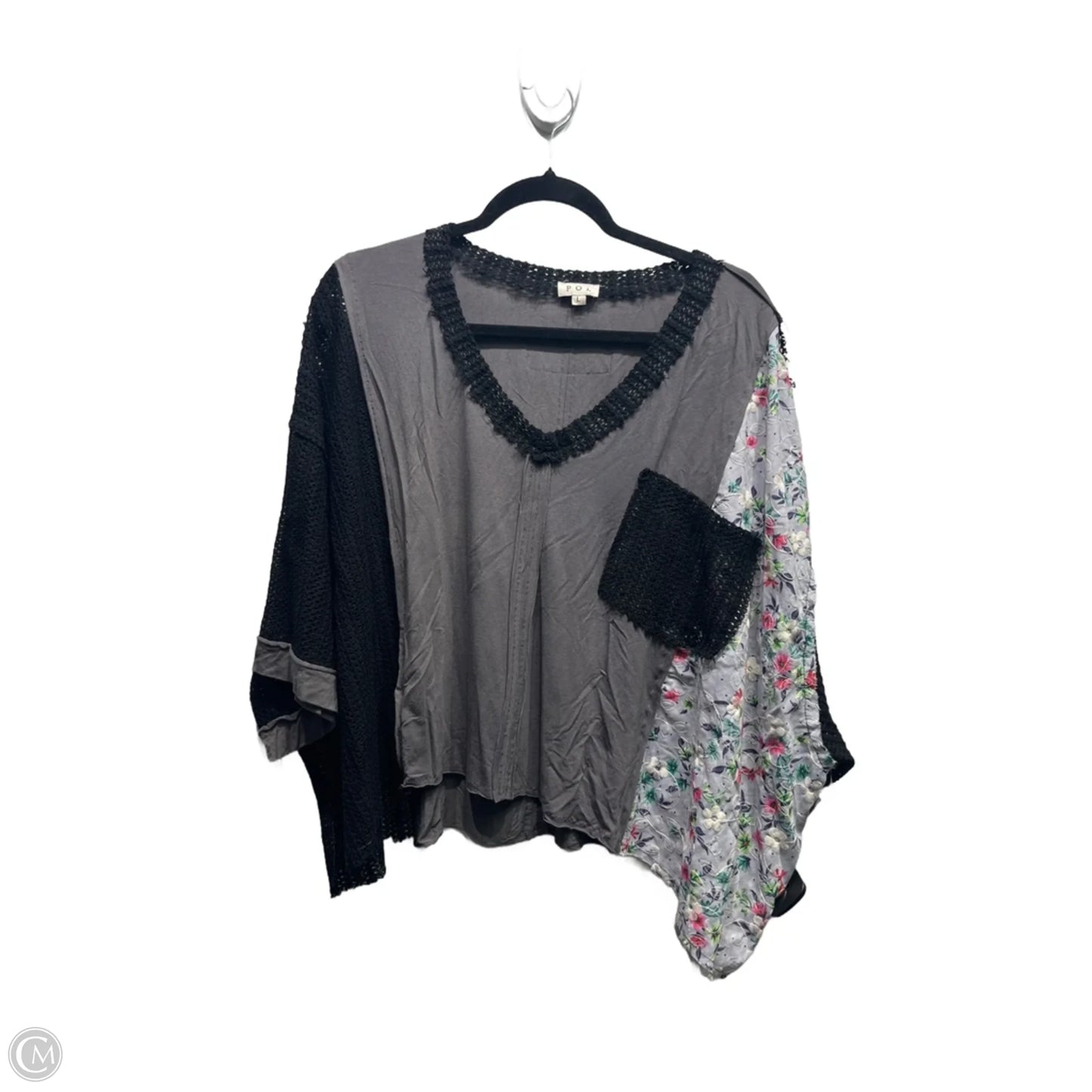 Top Short Sleeve By Pol In Grey & Pink, Size: L