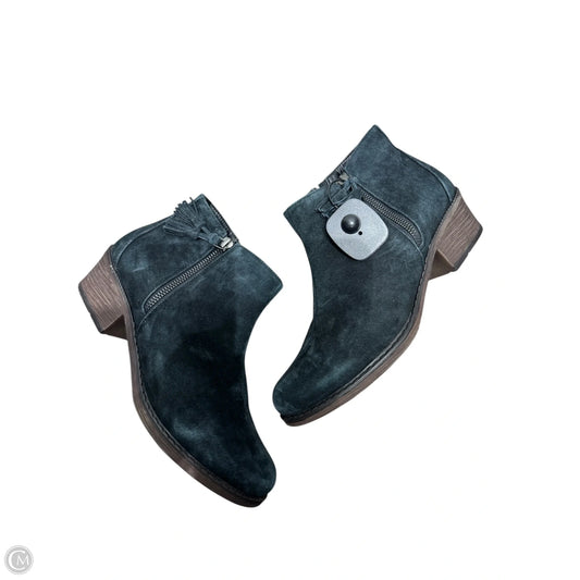 Boots Ankle Flats By PROPET In Black, Size: 9.5