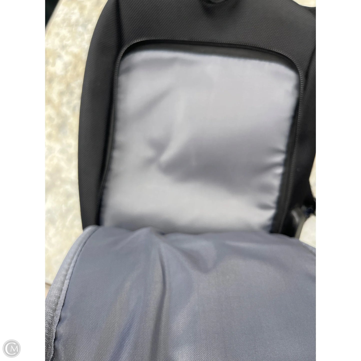 Handbag By Clothes Mentor, Size: Medium