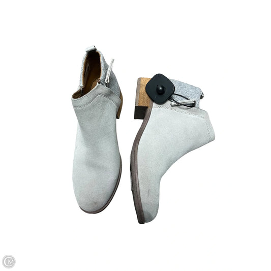 Boots Ankle Heels By Toms In Grey, Size: 6