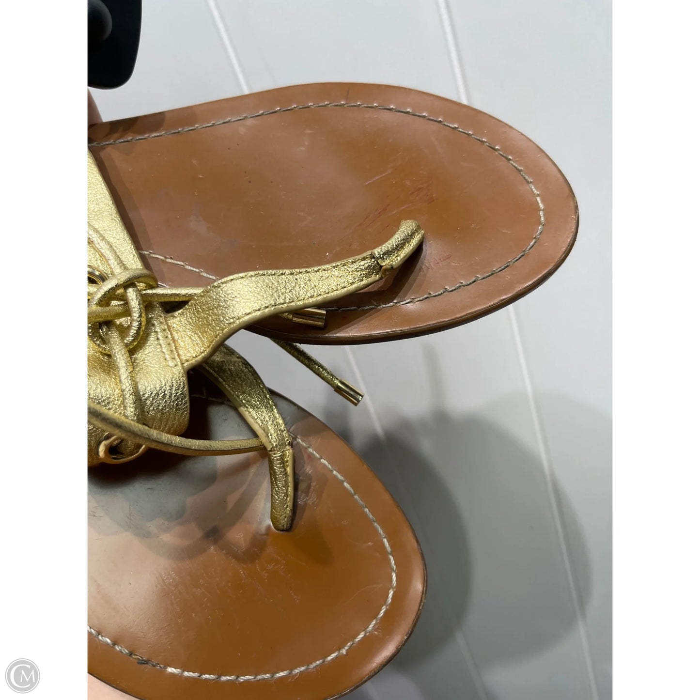 Sandals Designer By Kate Spade In Gold, Size: 9