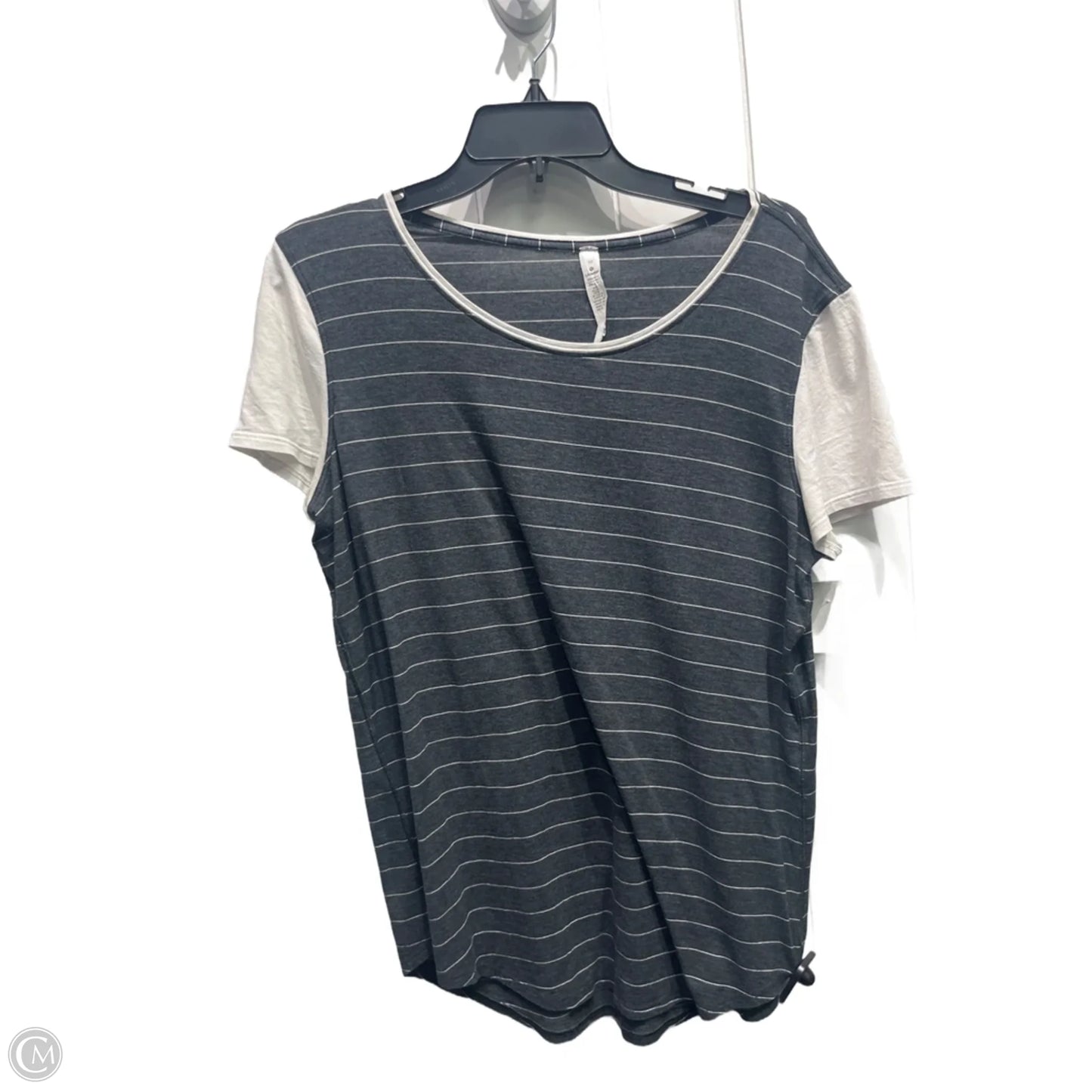 Athletic Top Short Sleeve By Lululemon In Grey & White, Size: 10