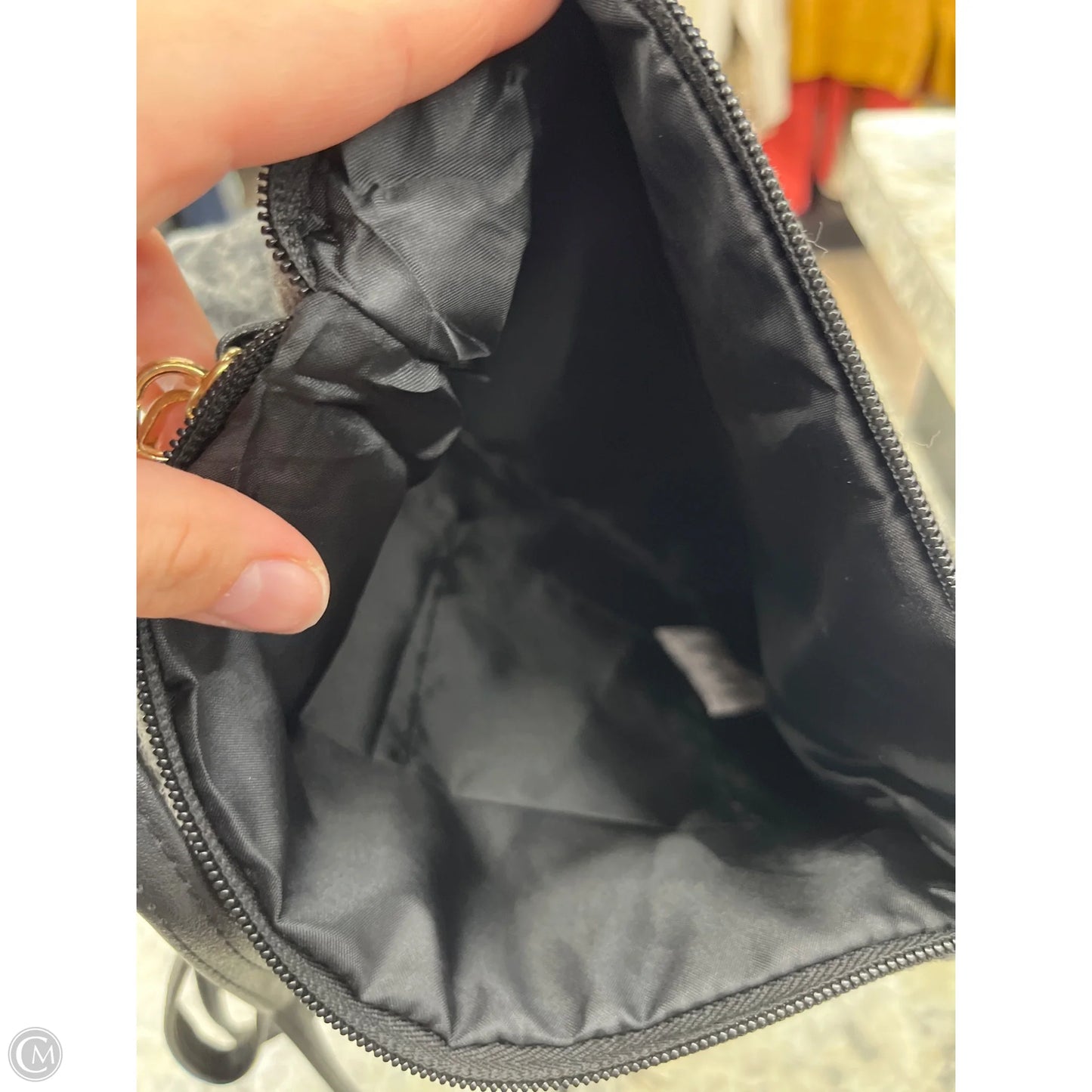 Crossbody By Clothes Mentor, Size: Medium