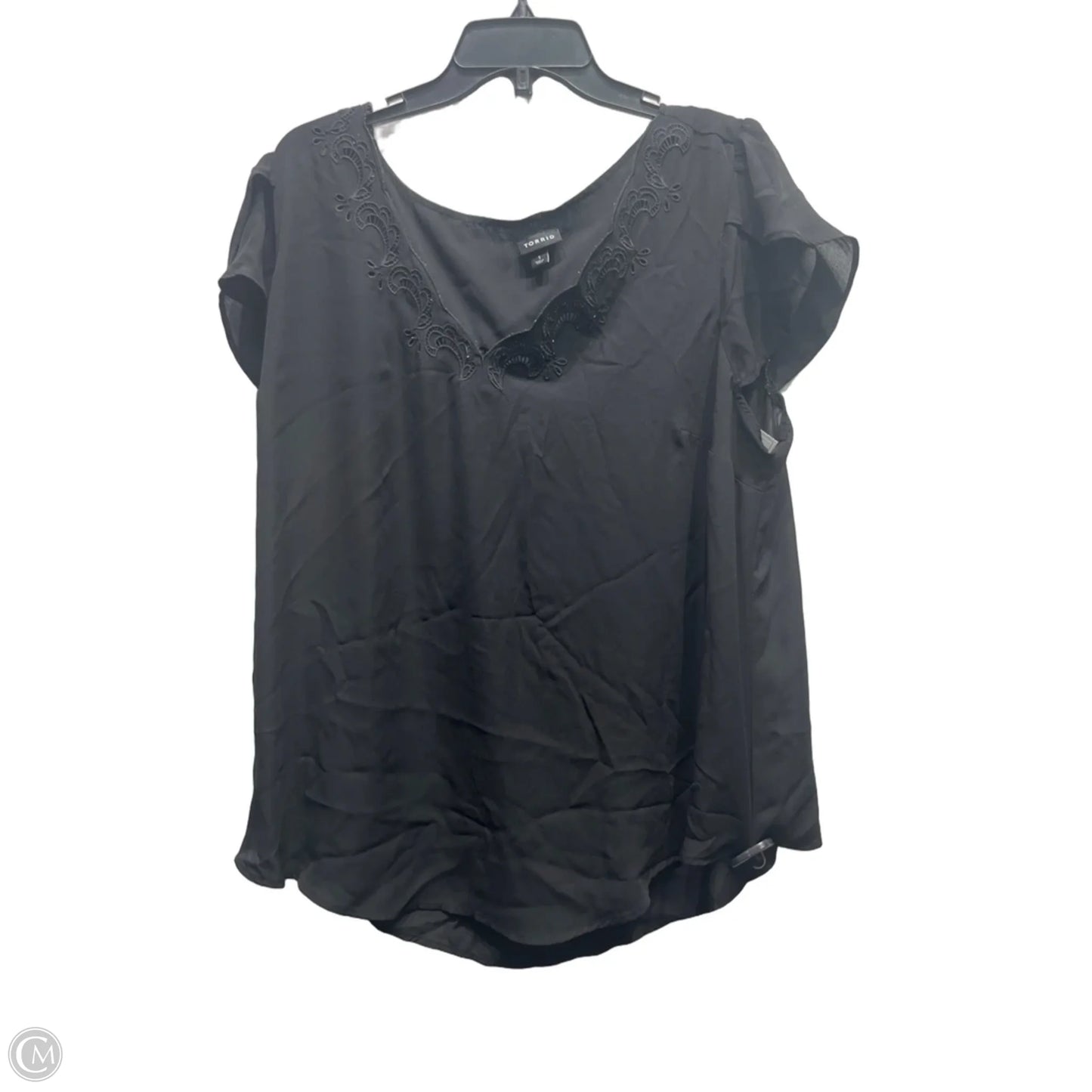 Top Short Sleeve By Torrid In Black, Size: 1x