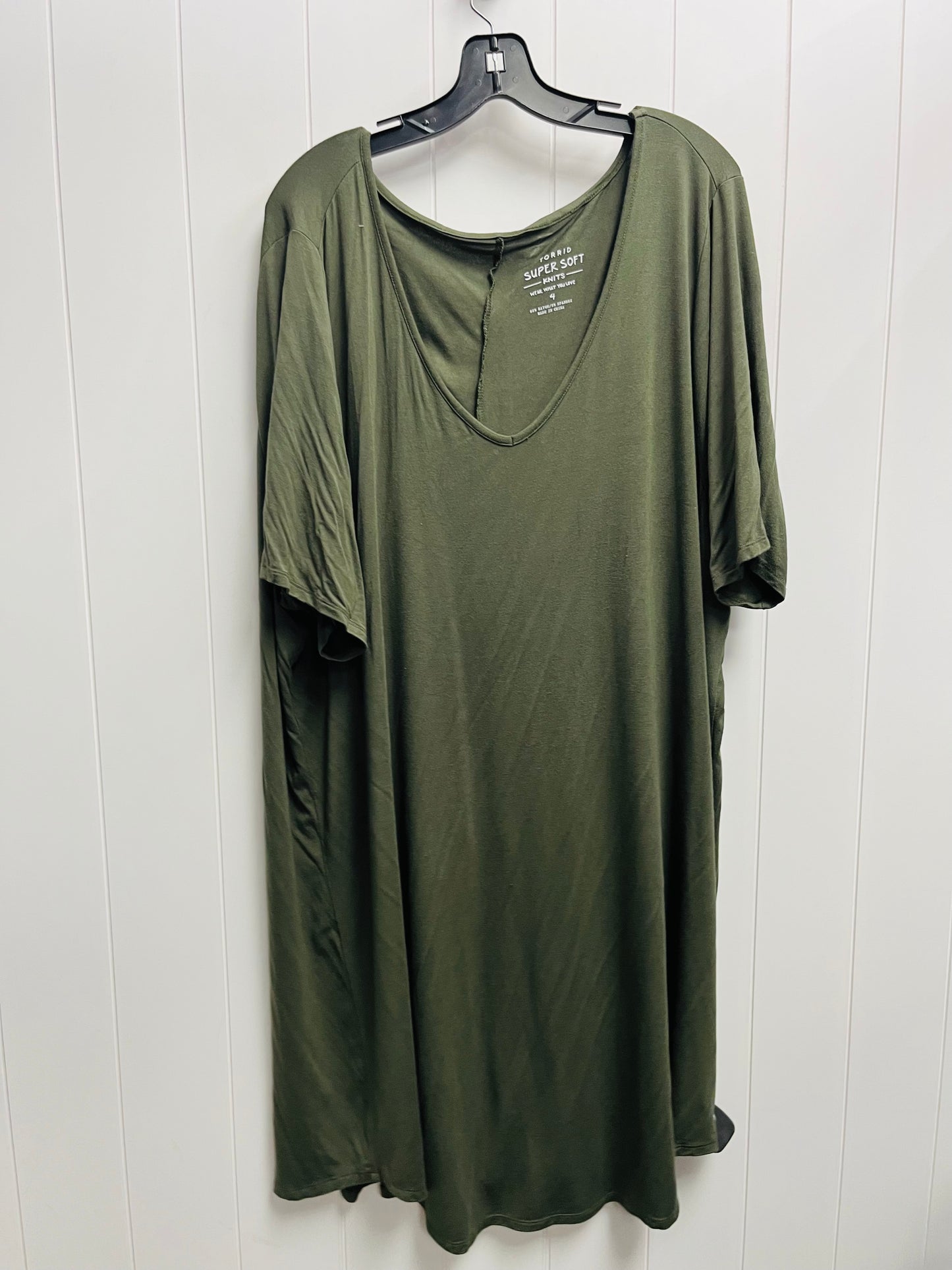 Dress Casual Short By Torrid In Green, Size: 4