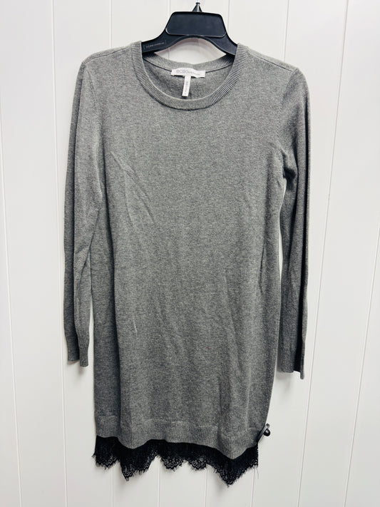 Dress Sweater By Bcbgeneration In Grey, Size: S