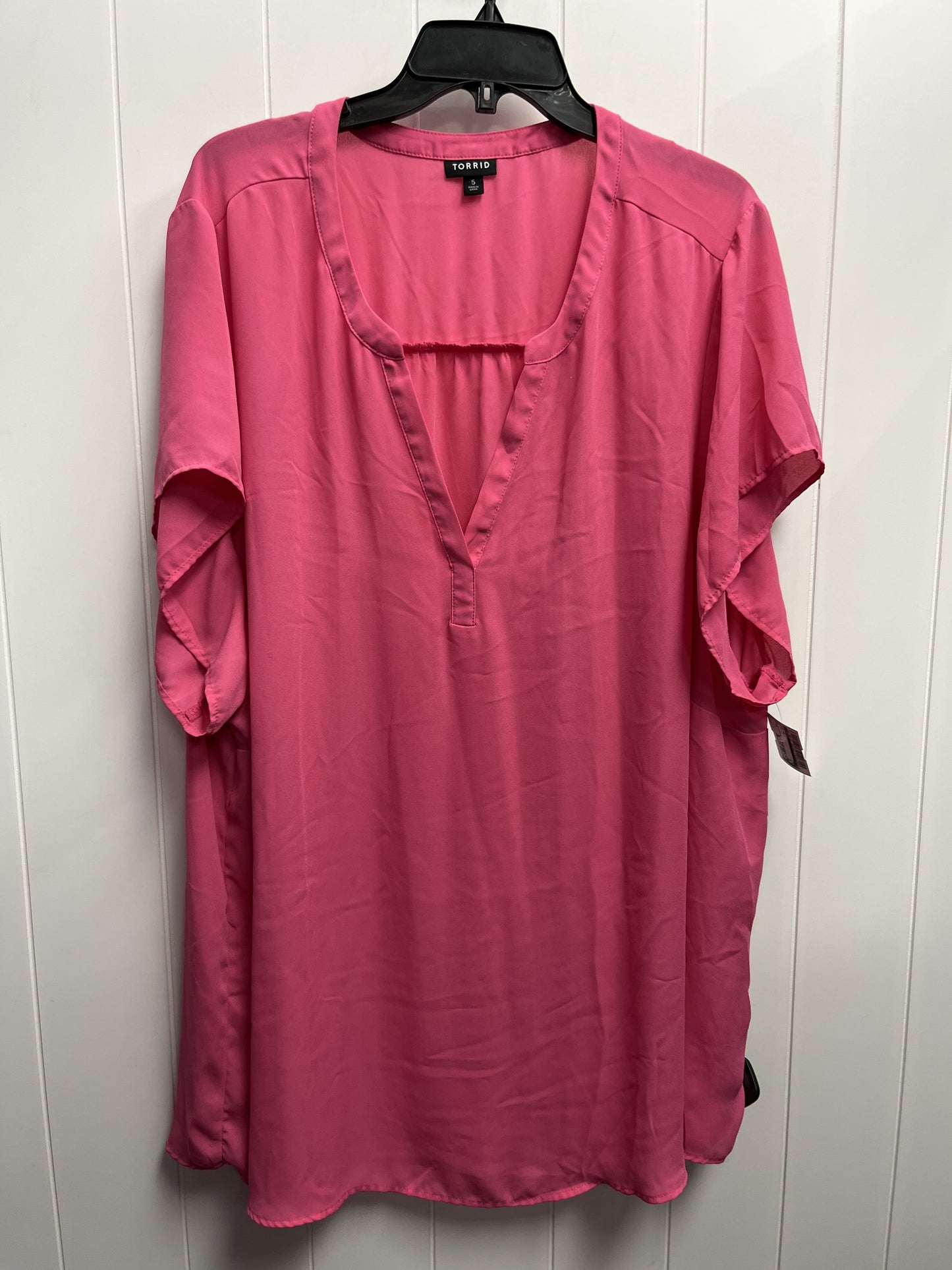 Top Short Sleeve By Torrid  Size: 5