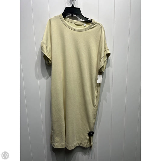 Dress Casual Short By Uniqlo In Tan, Size: Xs