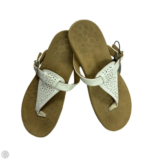 Sandals Flats By Vionic In White, Size: 8