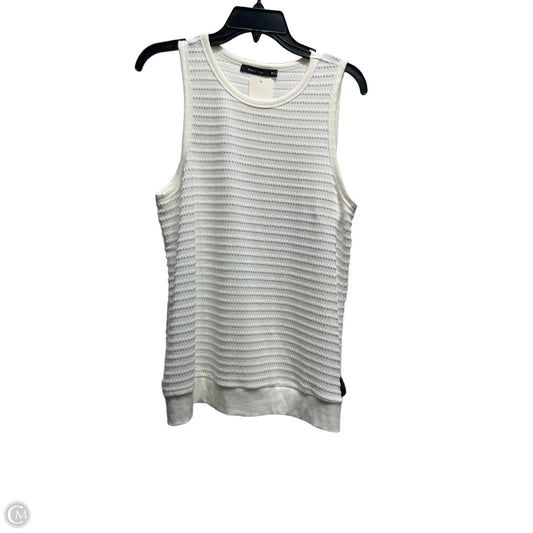 Top Sleeveless By Doe & Rae In White, Size: M