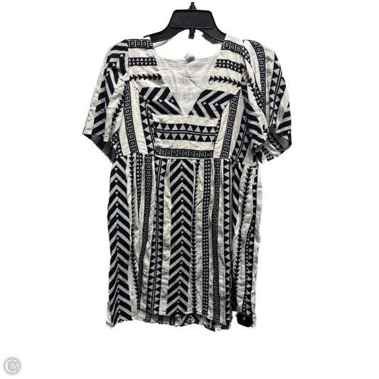 Dress Casual Short By Old Navy In Black & White, Size: Xlarge