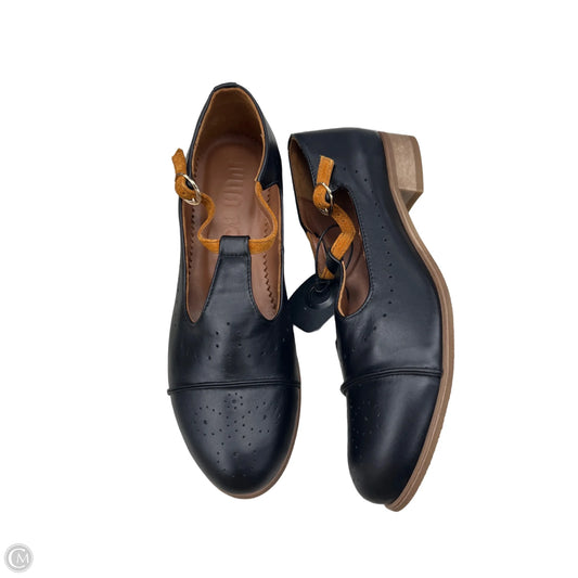 Shoes Flats By  julia bo In Black & Tan, Size: 11