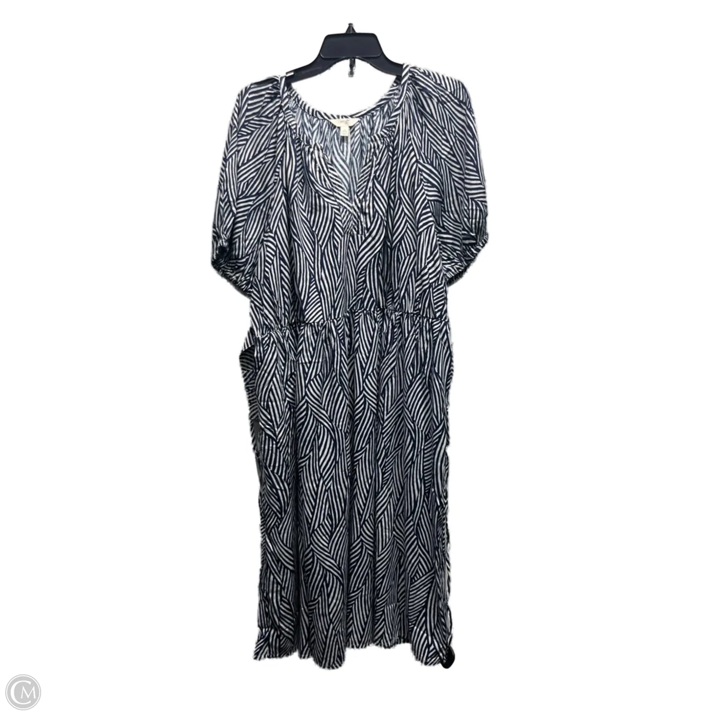 Dress Casual Short By Terra & Sky In Blue & White, Size: 1x
