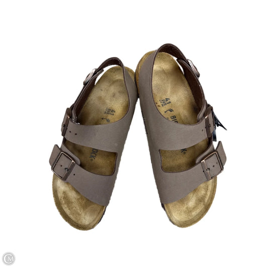 Sandals Flats By Birkenstock In Tan, Size: 10