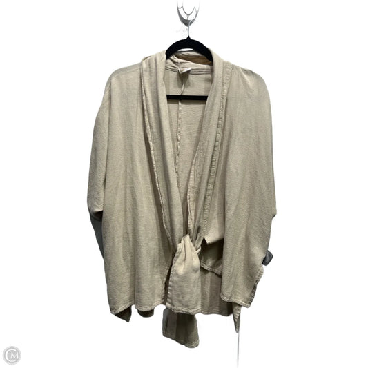 Top Short Sleeve By Oh My Gauze In Tan, Size: Xl
