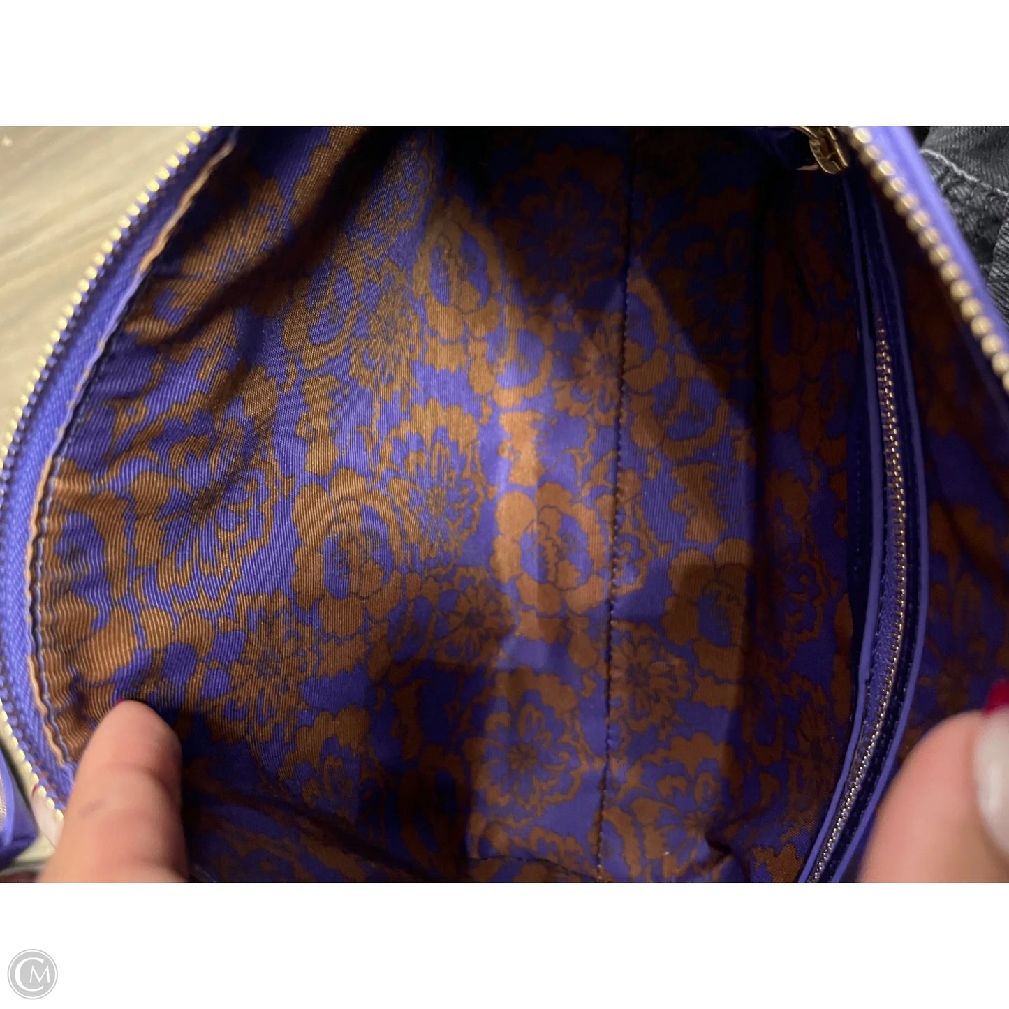 Handbag By Vera Bradley, Size: Medium