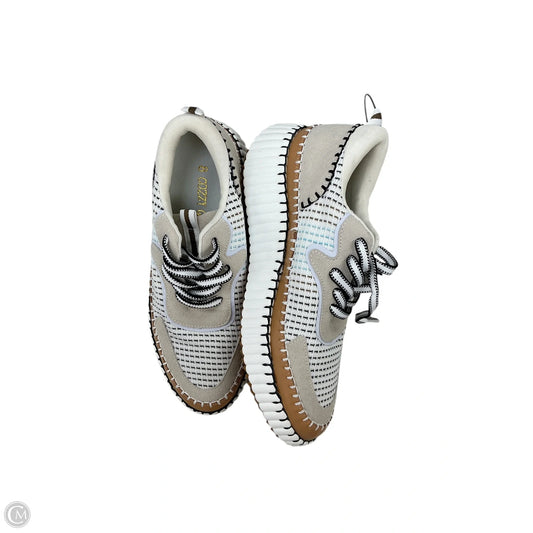 Shoes Sneakers By COZY GIRL In Black & Tan, Size: 8