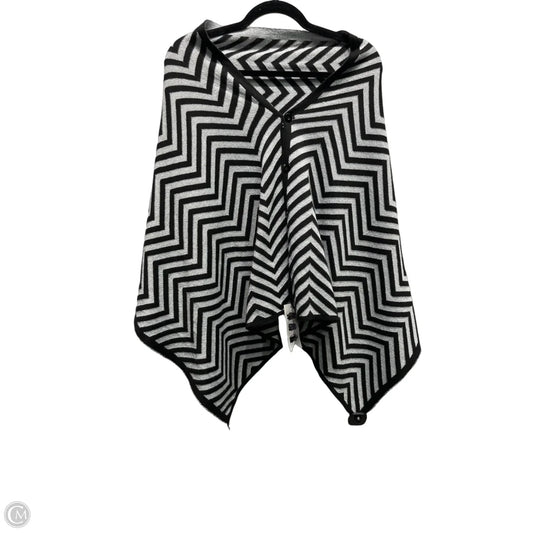 Shawl By cruise club In Black & Silver, Size: Osfm