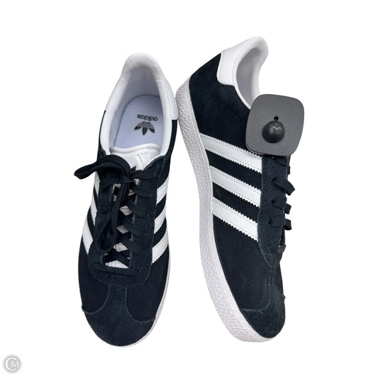 Shoes Sneakers By Adidas In Black & White, Size: 5.5