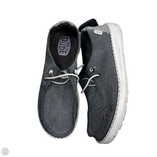 Shoes Flats By Hey Dude In Grey, Size: 8