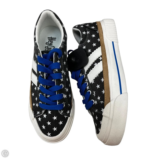 Shoes Sneakers By Corkys In Black & White, Size: 8