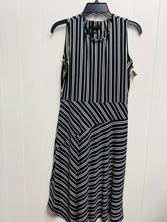 Dress Casual Midi By Banana Republic In Black & White, Size: S