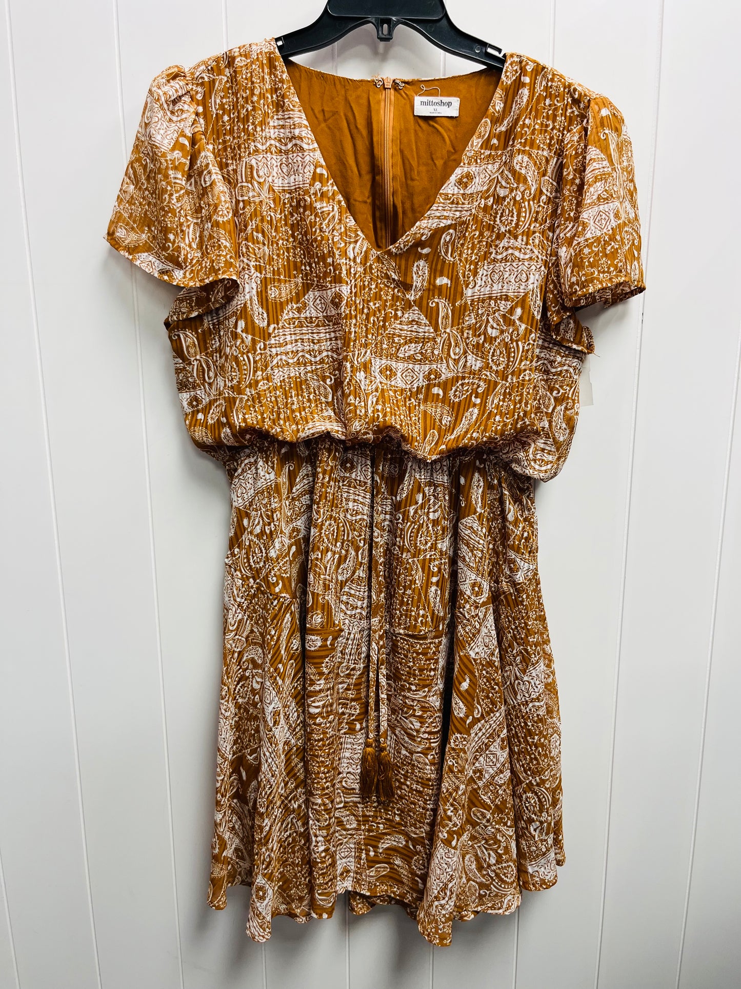 Dress Work By Mittoshop In Tan & White, Size: Xl