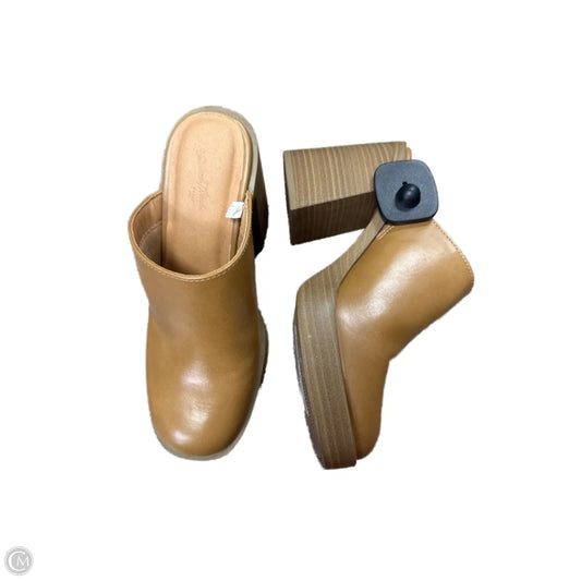 Shoes Heels Block By Universal Thread In Tan, Size: 6