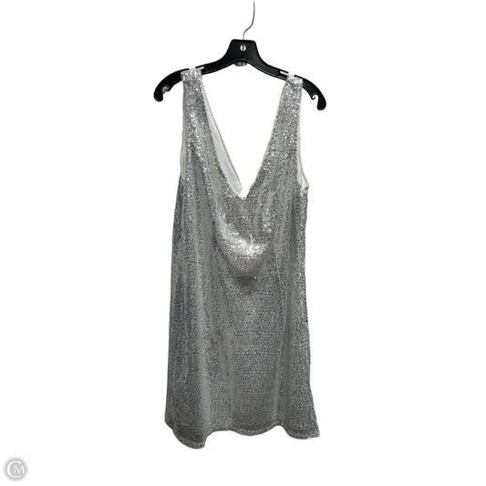 Dress Party Short By Clothes Mentor In Silver & White, Size: Xl