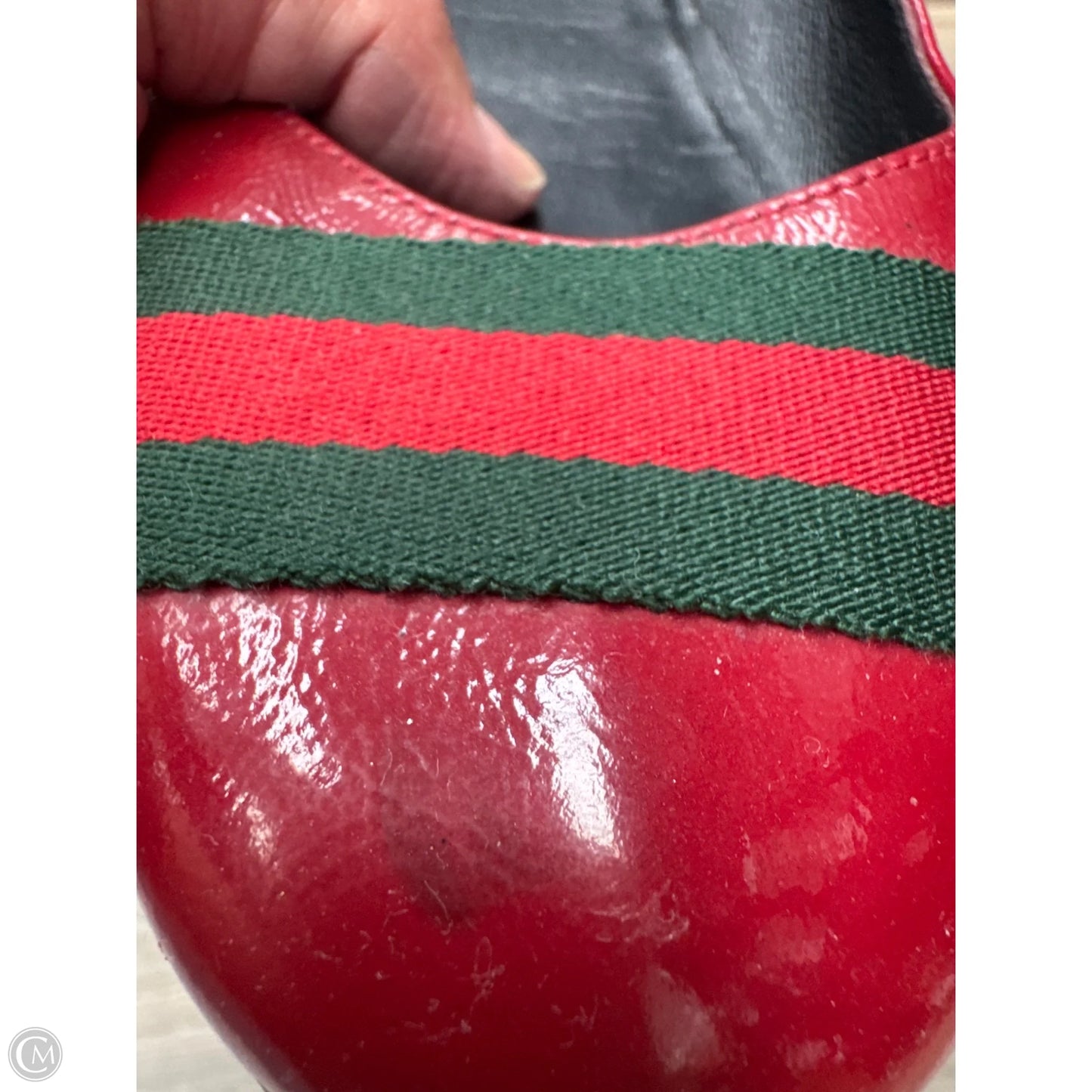 Shoes Luxury Designer By Gucci In Green & Red, Size: 9