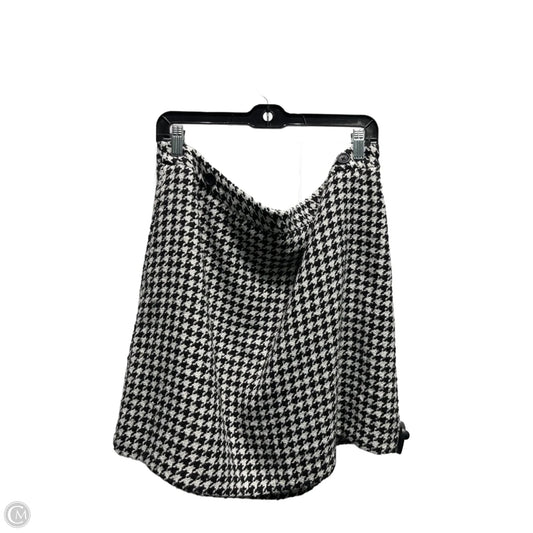 Skirt Mini & Short By Banana Republic In Black & White, Size: 18