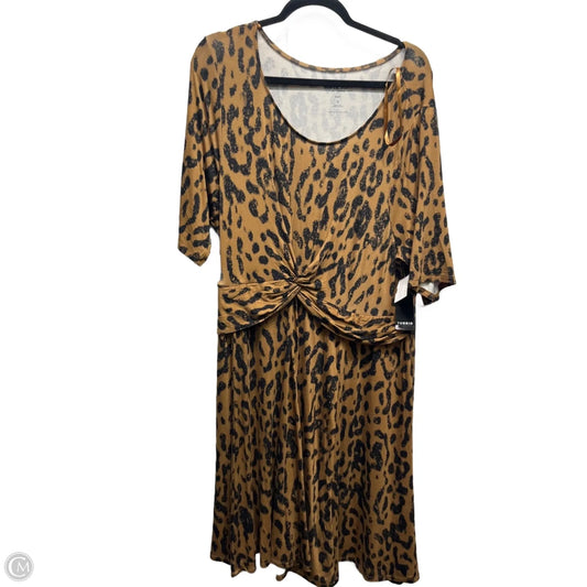 Dress Casual Short By Torrid In Black & Tan, Size: 3x