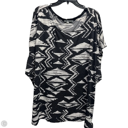 Top Short Sleeve By Chicos In Black & White, Size: Xxl