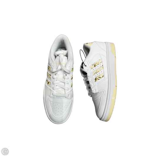 Shoes Sneakers By Adidas In White & Yellow, Size: 7.5