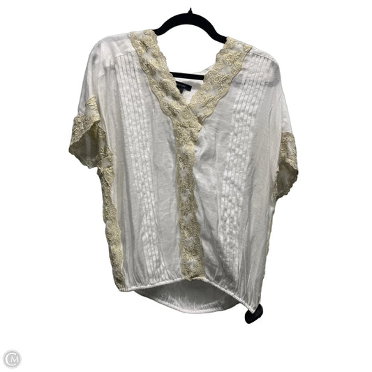 Top Short Sleeve By Alfani In Gold & White, Size: 4
