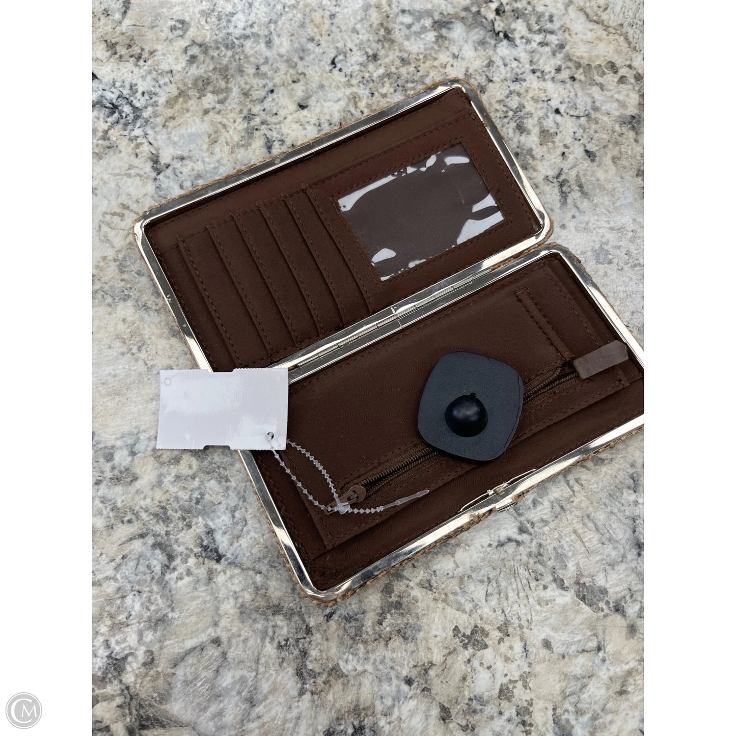 Wallet By Clothes Mentor, Size: Medium