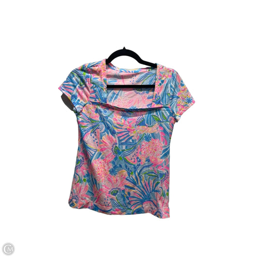 Top Short Sleeve Designer By Lilly Pulitzer In Blue & Pink, Size: Xs