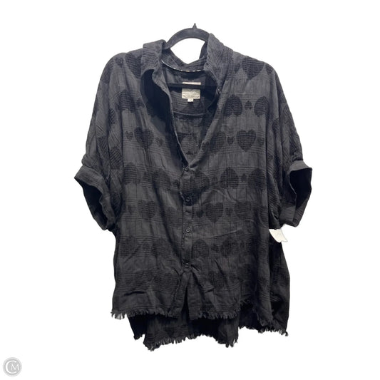 Top Short Sleeve By Umgee In Black, Size: M
