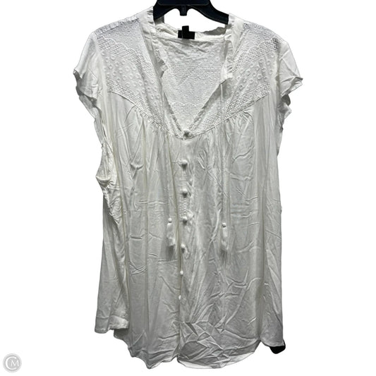 Top Short Sleeve By Torrid In White, Size: 4x