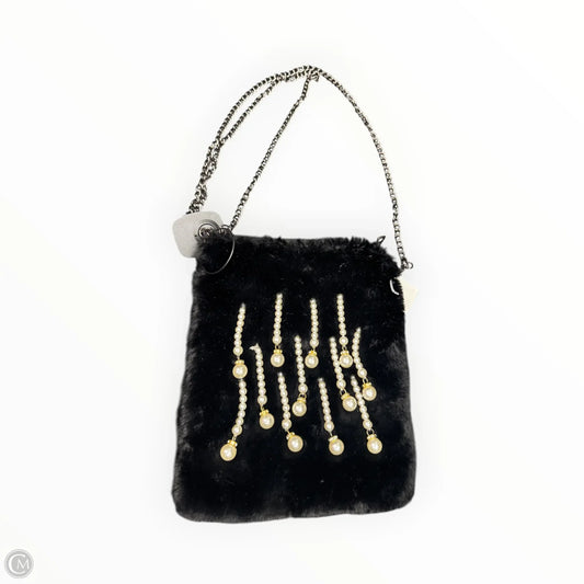 Crossbody By Clothes Mentor, Size: Medium