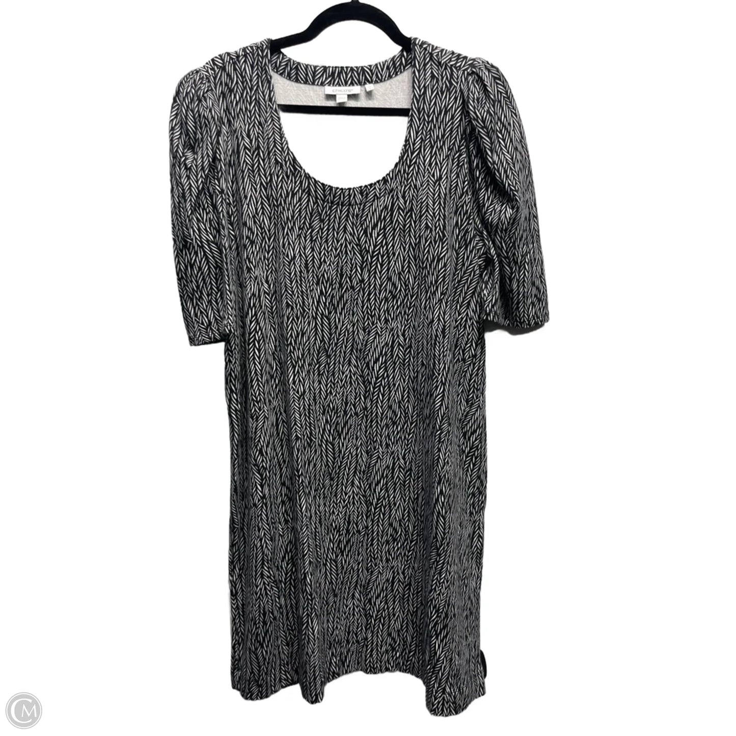 Dress Casual Short By Chicos In Black & White, Size: L