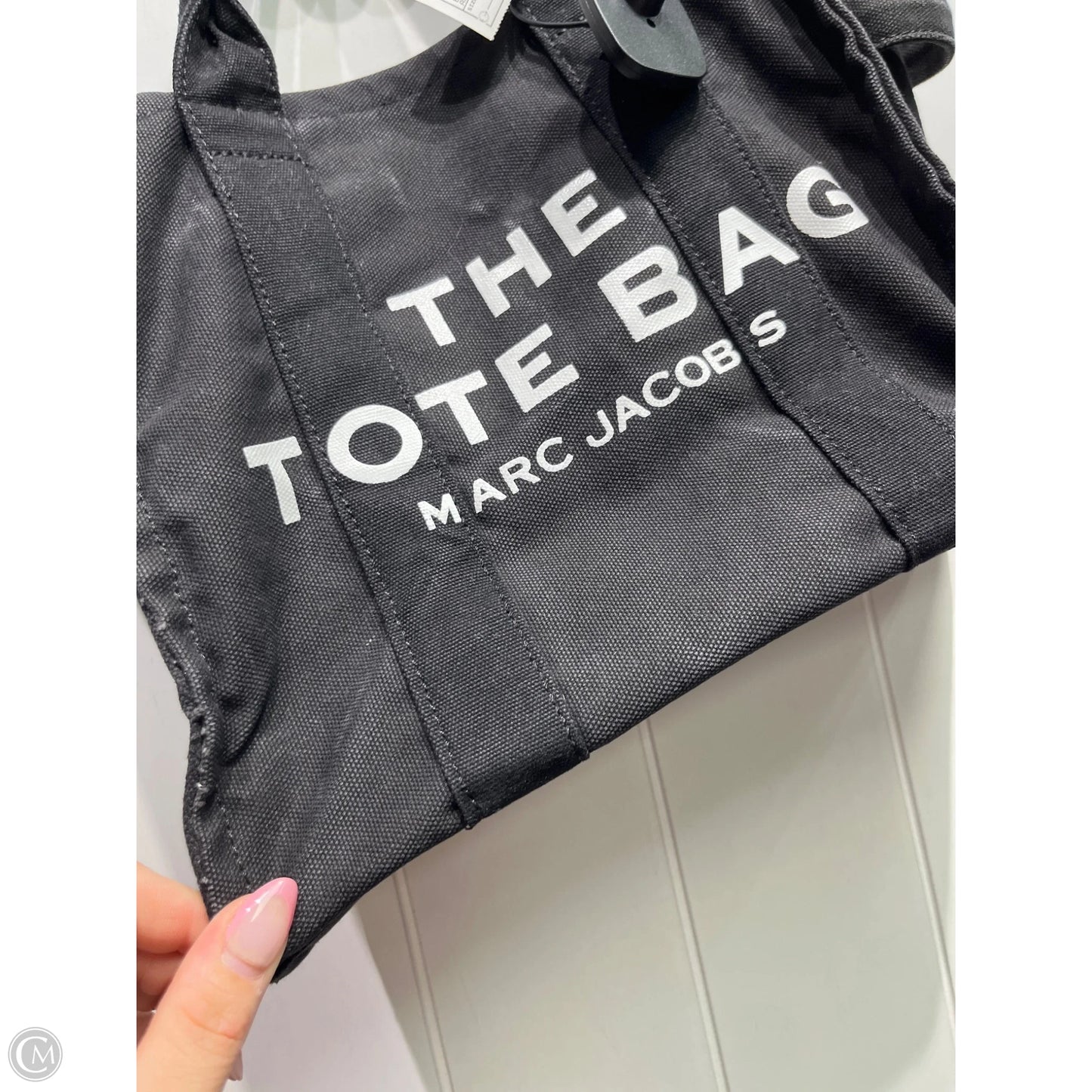 Tote Luxury Designer By Marc Jacobs, Size: Medium