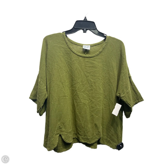 Top Short Sleeve By Oh My Gauze In Green, Size: L