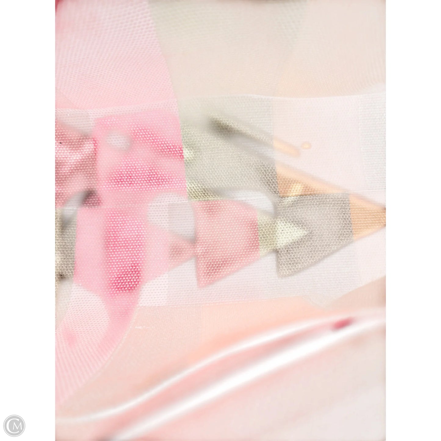 Handbag Luxury Designer By Gucci, Size: Medium