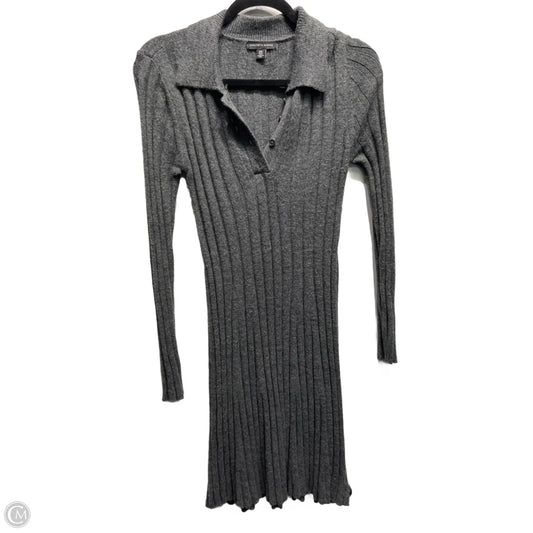 Dress Sweater By Saks Fifth Avenue In Grey, Size: Xs