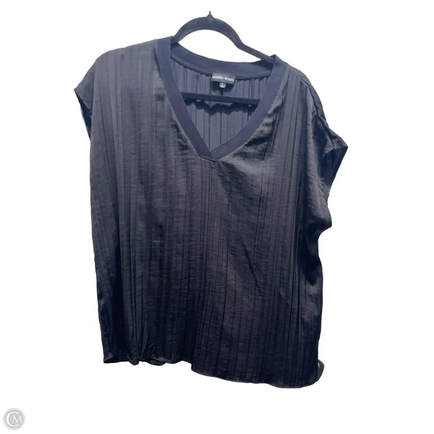 Top Short Sleeve By Modern Works In Black, Size: L